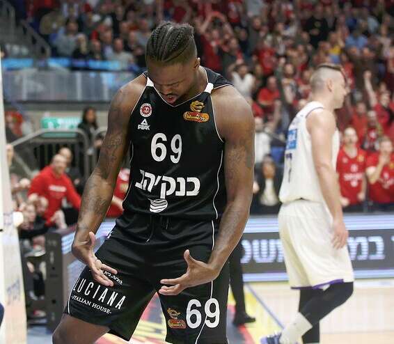 בראון. חוב פתוח // צילום: אלן שיבר